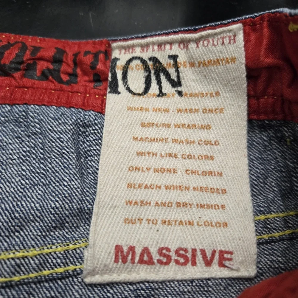 Vtg Y2K Massive Revolution Jean Cutoff Shorts Mens 40 Distress Baggy Embroidered
